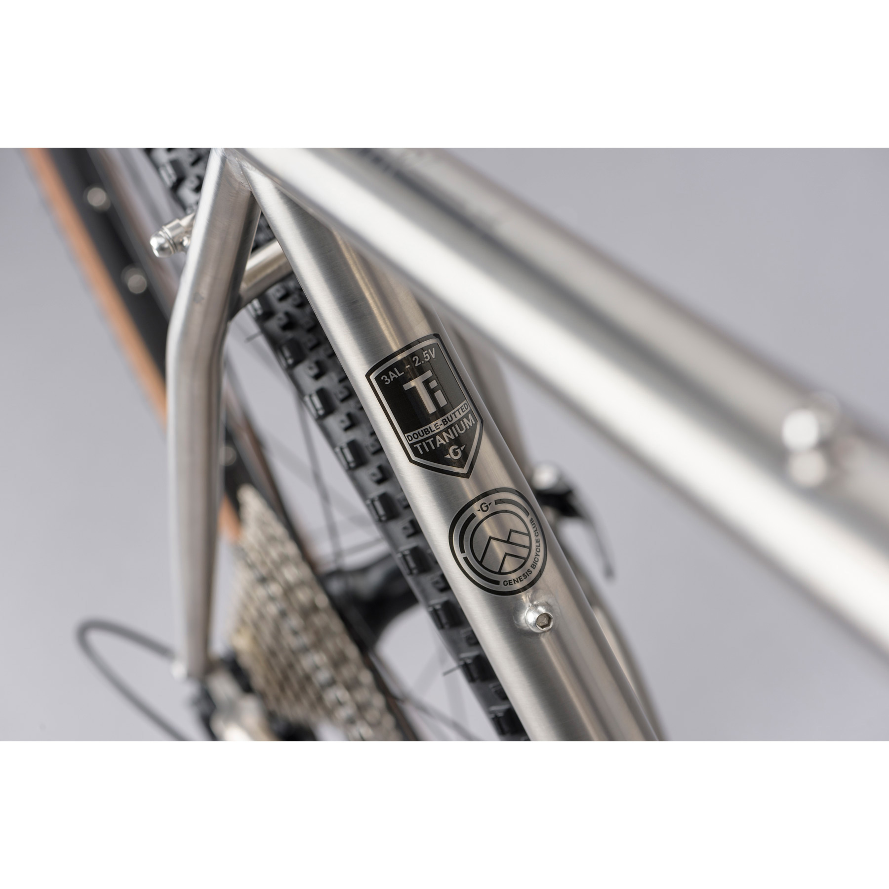 genesis titanium croix de fer