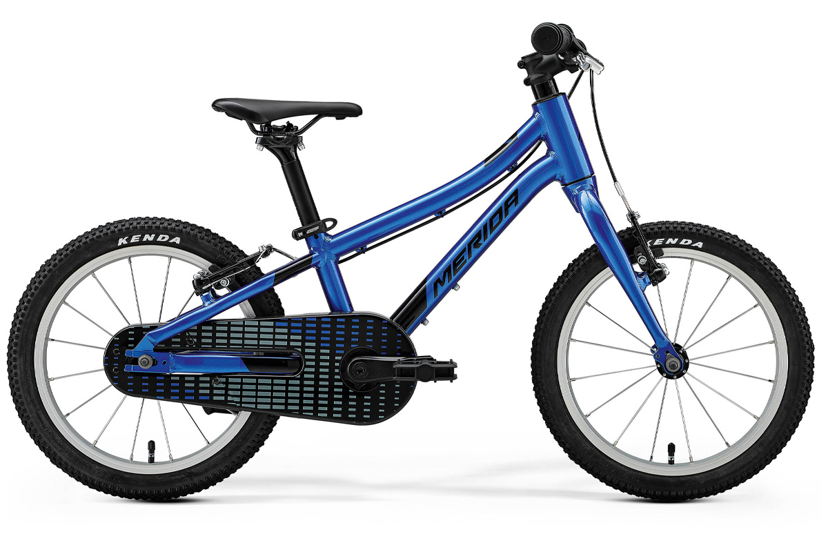MATTS_J_16_Kids_Bikes_Blue_Black