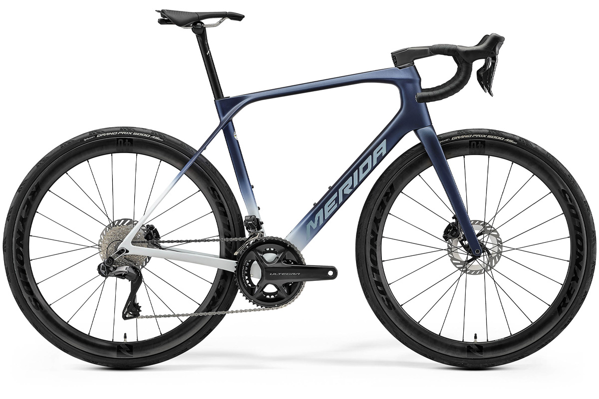 Scultura_Endurance_9000_Blue_White