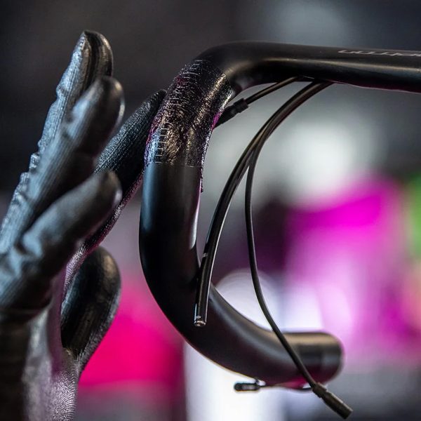 Muc-Off Carbon Gripper 75G