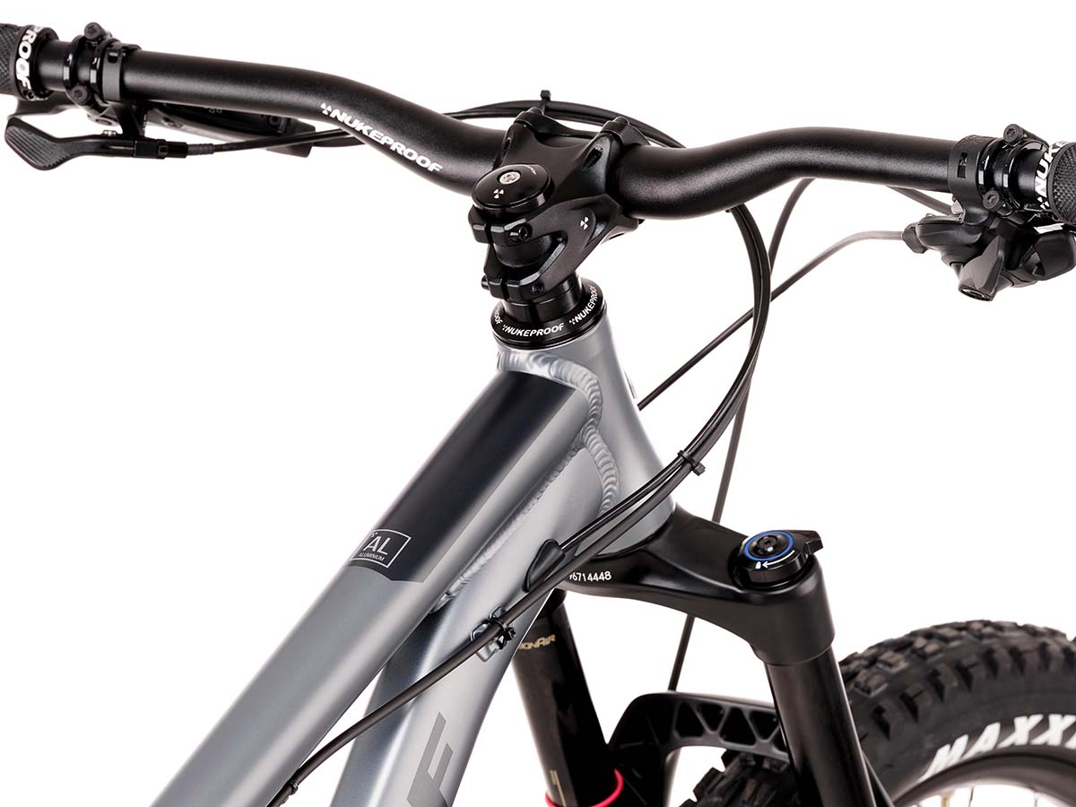 nukeproof scout 275 comp 2020