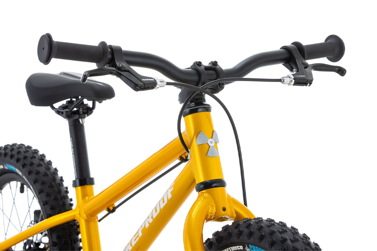 Cub_Scout_16_Yellow_26_4