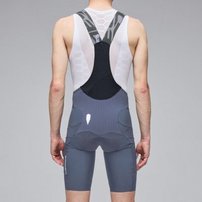 Q36-5_Gregarius_Pro_Bib_Shorts_Gravel_Grey_4