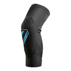 7iDP_Transition_Knee_Pads_Black_1