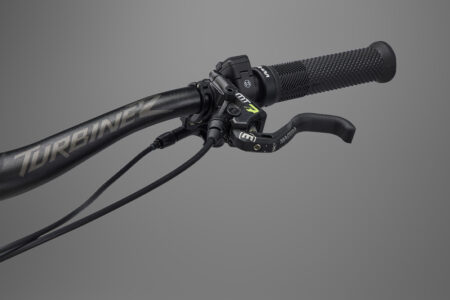 Kado_RSX_Gloss_Light_Silver_2