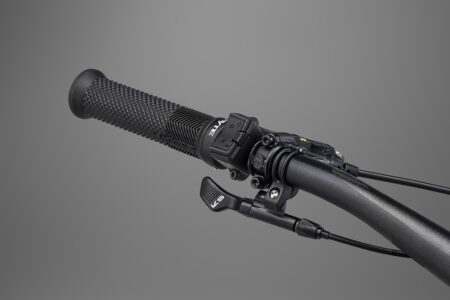 Kado_RSX_Gloss_Light_Silver_4