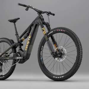 Whyte_Kado_Works_Black_2 Whyte_Kado_Works_Black_2
