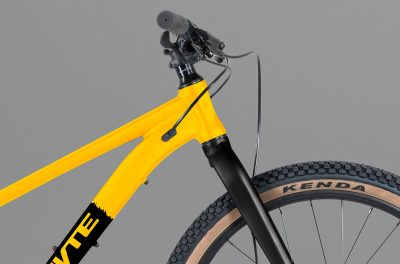 Whyte-Secta-24-Yellow-Light-Grey-Detail-2