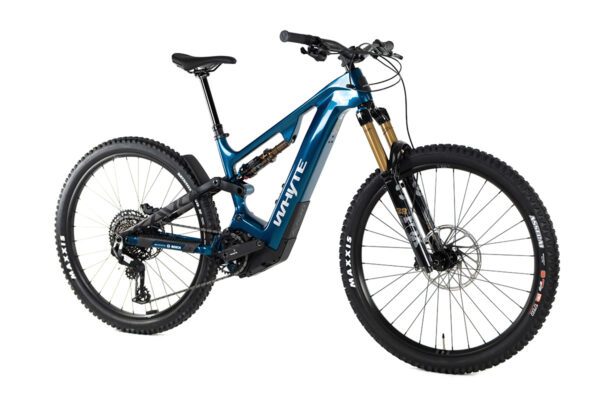 Whyte_Kado_RS_SE_Aqua_2